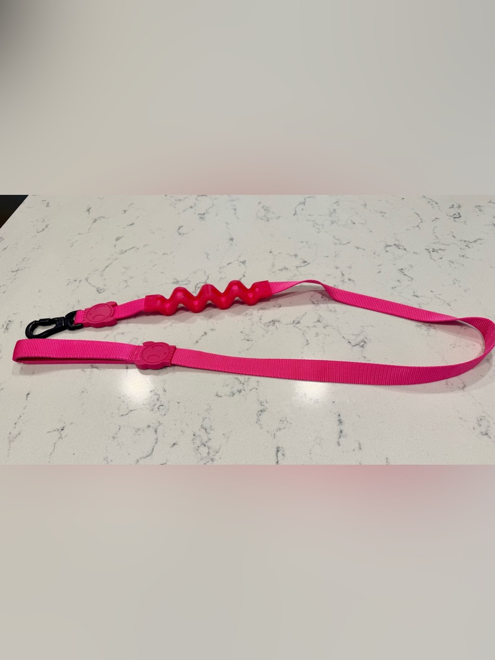 Zeedog Ruff Leash 2.0 - Hot pink. NWOT - large dog leash